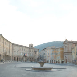 Piazza-piccola